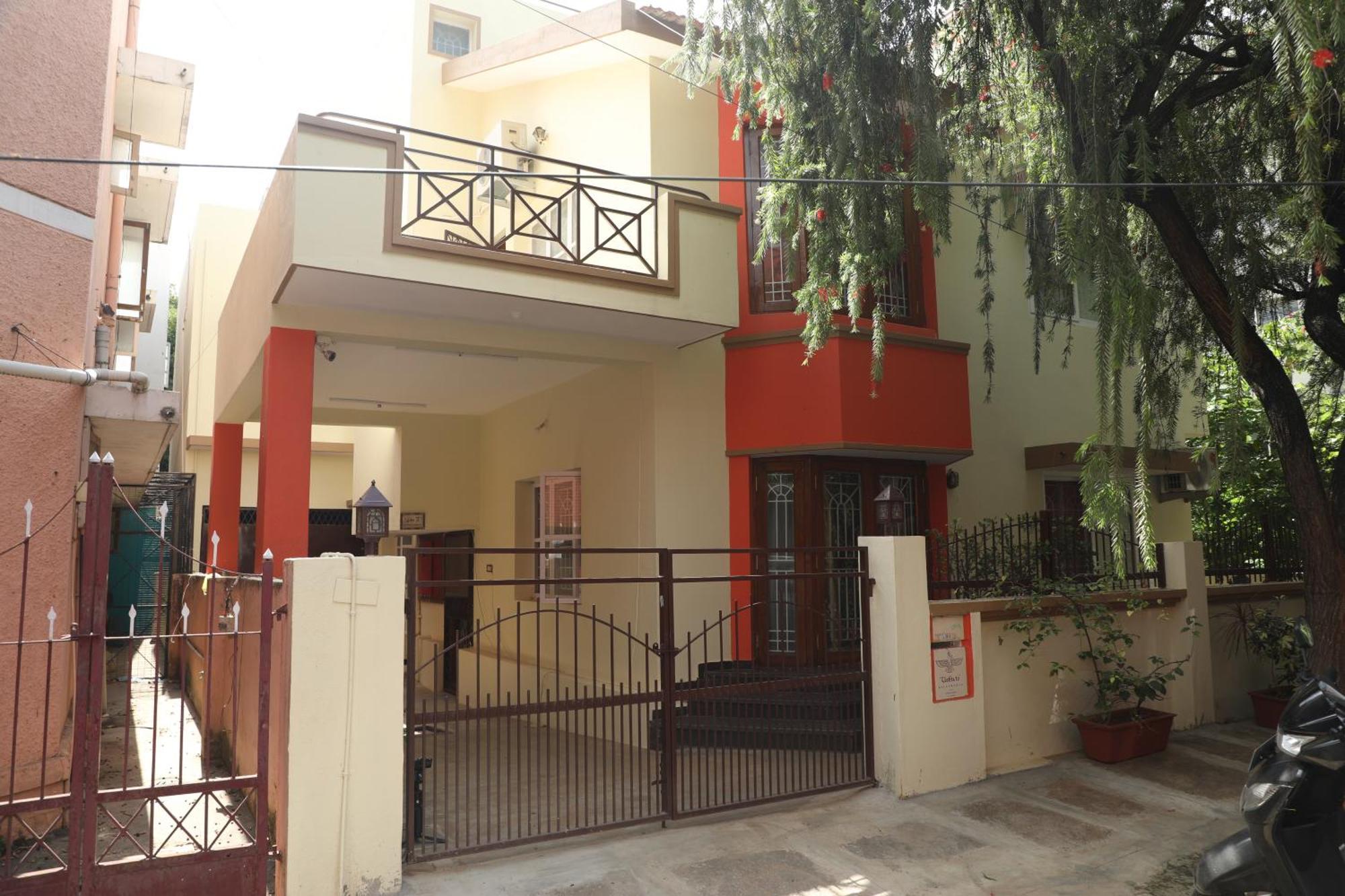 Ushta Te - Happiness To Thee Hotel Bangalore Exterior photo